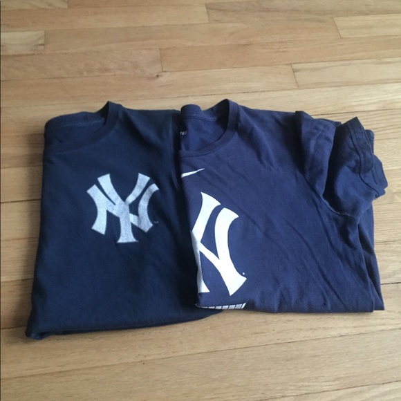 Bundle of 2 NYYankees T-shirts ⚾️ - Picture 7 of 7